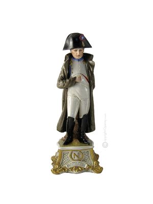 HUSSAR Estatua figura Capodimonte porcelana hecha a mano Made in Italy