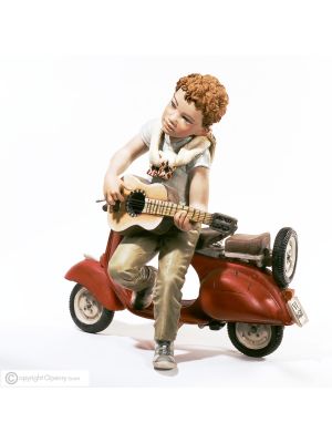 DYLAN - Muñeca de porcelana Capodimonte, detalles delicados y refinados.