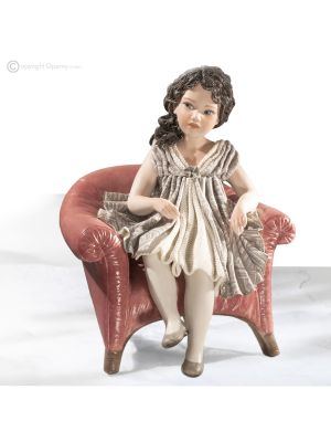 ROBERTA - Muñeca de porcelana Capodimonte, icono de elegancia y clase.