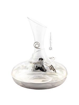 DECANTER CON TRONCO DE HOJA DE UVA con Fondo de Plata Jarra de Agua de Vino en Elegante Combinación de Cristal y Plata Martillado a Mano Chapado Antioxidante Especial Made in Italy *1,5l